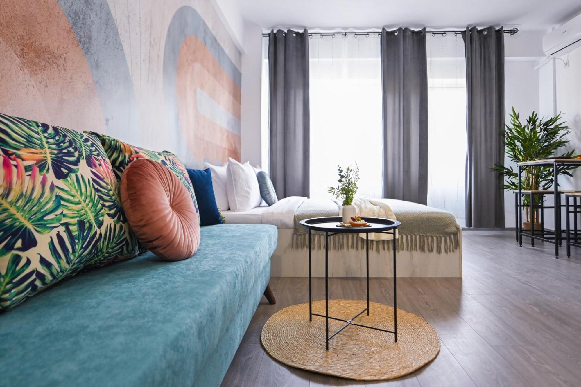Old Town Charm - Modern & Comfortable Accommodation In The Heart Of The City Bukarest Exteriör bild