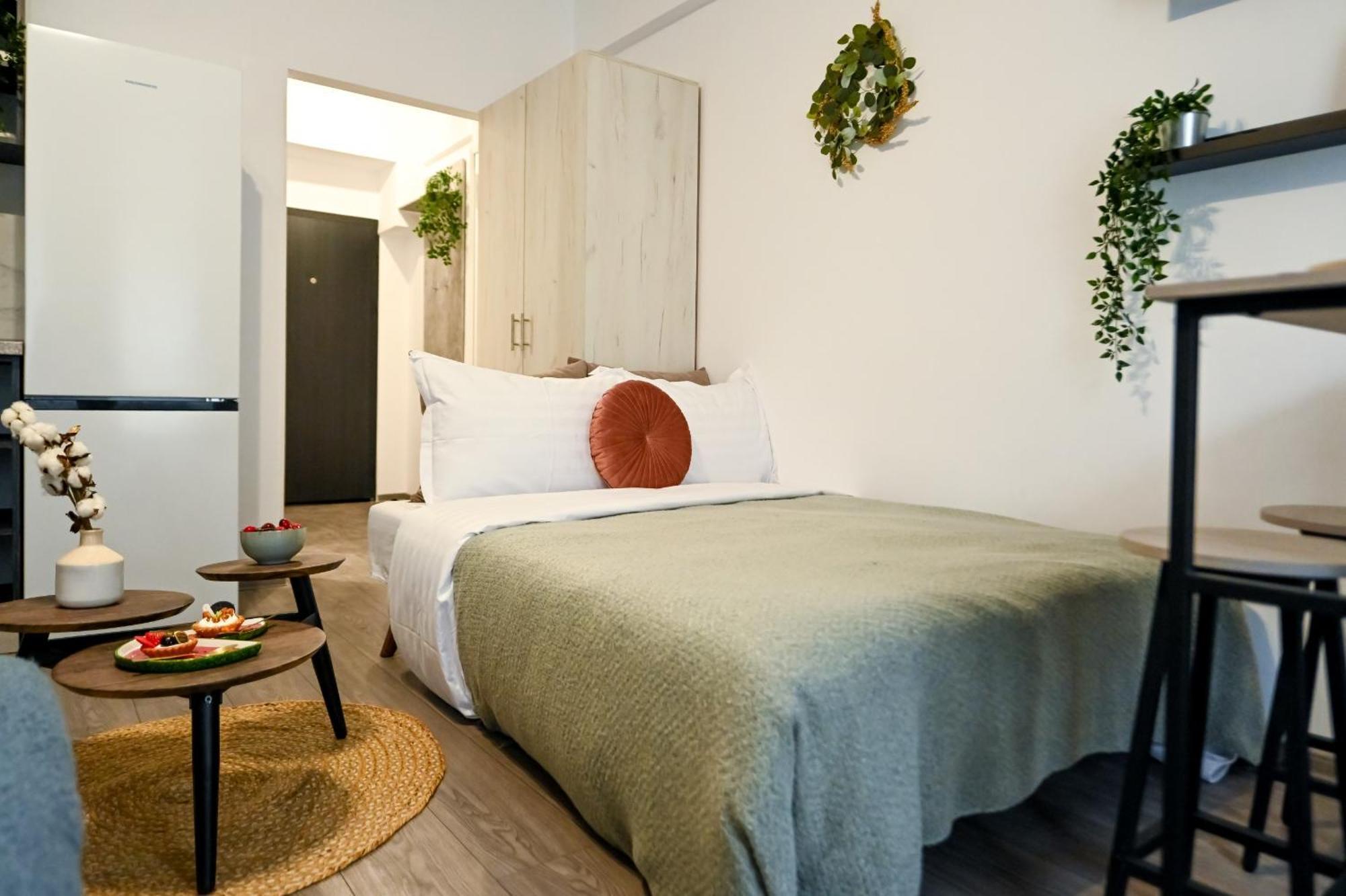 Old Town Charm - Modern & Comfortable Accommodation In The Heart Of The City Bukarest Exteriör bild